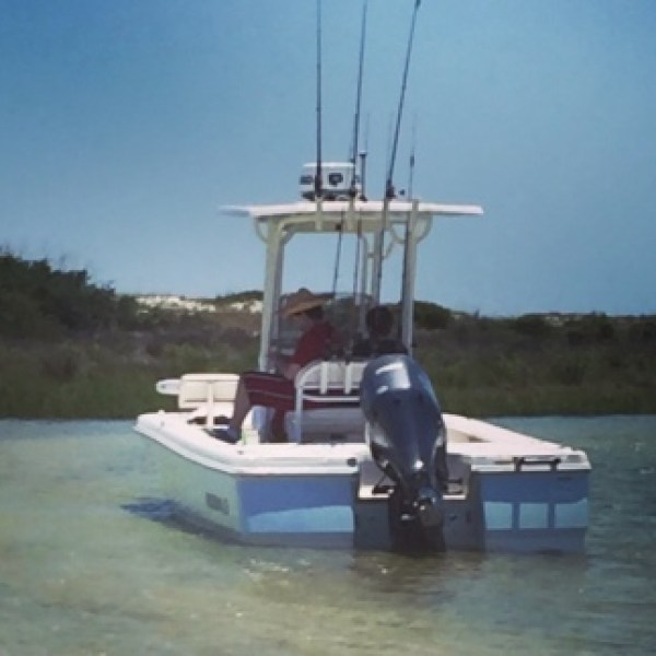 White 22 foot center console boat